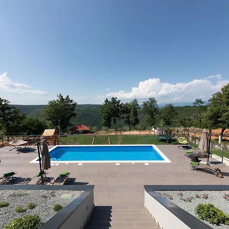 Complex Alca * Ruzici (Sveta Nedelja)