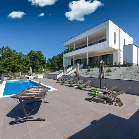 Villa Complex Alca
