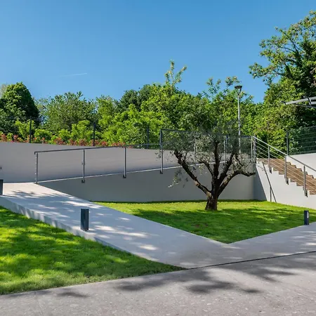 Villa Complex Alca *