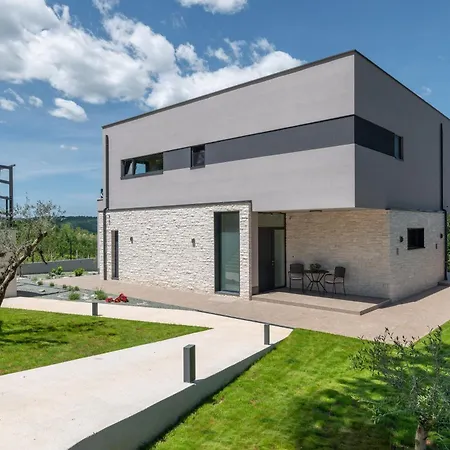Villa Complex Alca