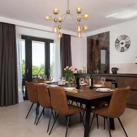 Complex Alca فيلة Ruzici (Sveta Nedelja)