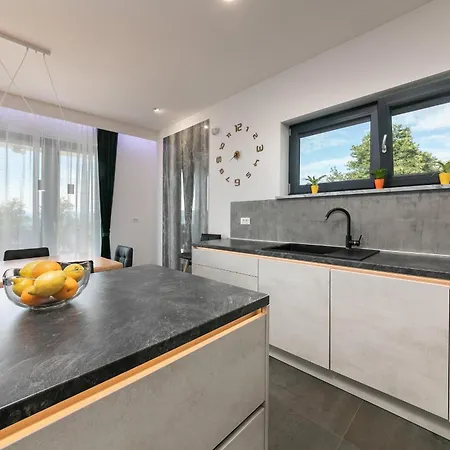 Complex Alca Ruzici (Sveta Nedelja)