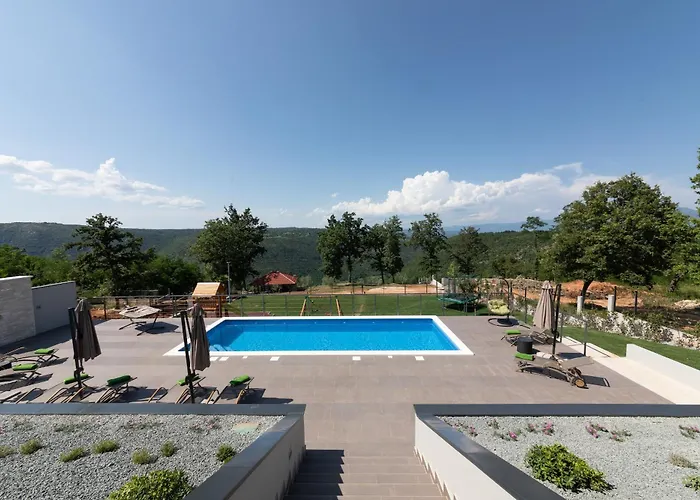 Complex Alca * Ruzici (Sveta Nedelja)