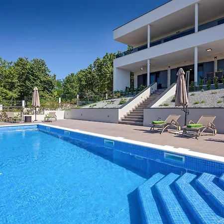 Villa Complex Alca *